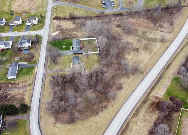 Property at 392 Mildahn Rd, Walworth, NY 14502