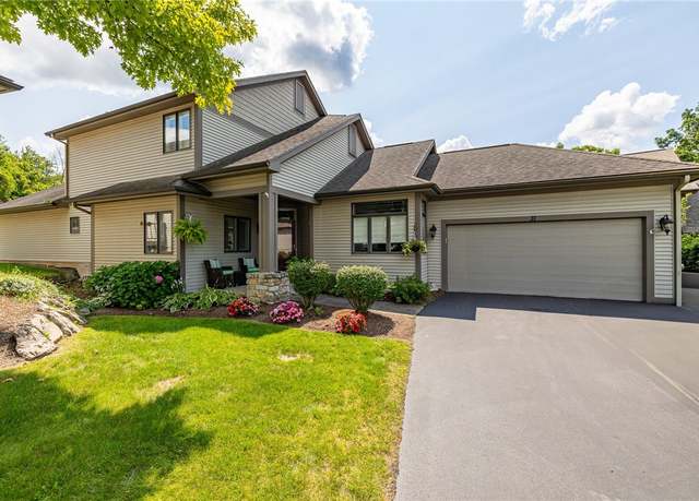 Property at 31 Spruce Rdg, Perinton, NY 14450, 4 beds, 3.5 baths