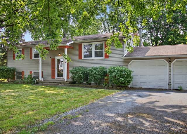 Property at 31 Fairview Dr, Sweden, NY 14420, 5 beds, 2 baths