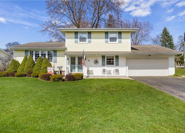 Property at 28 Medallion Cir, Greece, NY 14626, 3 beds, 1.5 baths