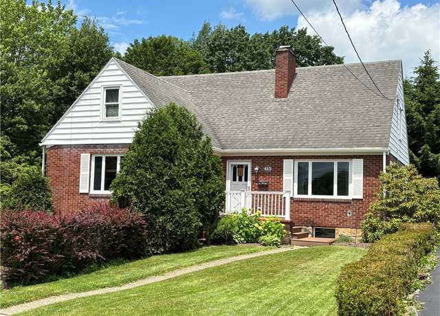 Property at 415 W Hemlock Ave, Kane Boro, PA 16735, 4 beds, 1.5 baths