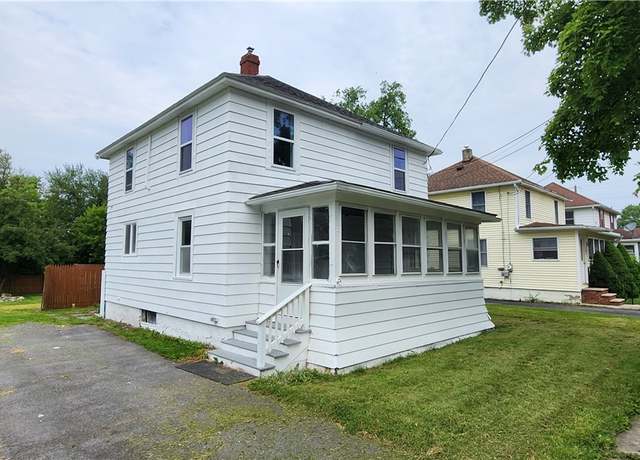Property at 104 Merrick Ave, Manchester, NY 14504, 3 beds, 1 bath