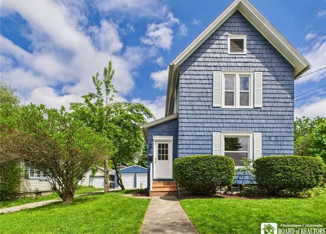 Property at 263 Prospect St, Jamestown, NY 14701, 2 beds, 1 bath