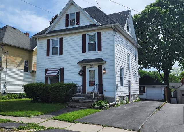 Property at 92 Nelson St, Auburn, NY 13021, 3 beds, 1.5 baths