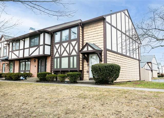 Property at 59 New Wickham Dr, Penfield, NY 14526, 2 beds, 2.5 baths