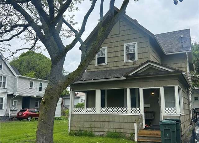 Property at 160 Emerson St, Rochester, NY 14613, 3 beds, 1 bath