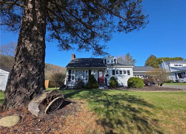 Property at 81 E Greenridge Dr, Elmira, NY 14905, 3 beds, 2 baths