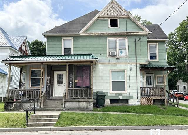 Property at 323 Newland Ave, Jamestown, NY 14701, 7 beds, 4 baths