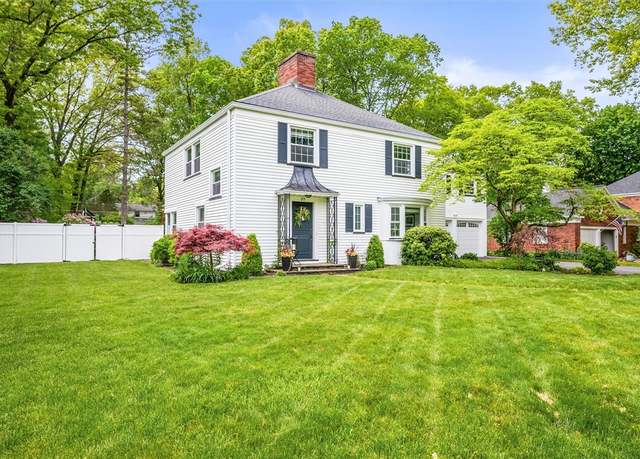 Property at 215 Inwood Dr, Brighton, NY 14625, 5 beds, 3.5 baths