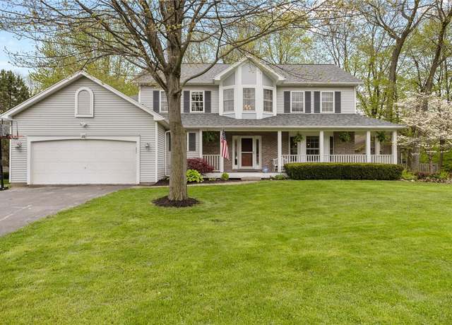 Property at 10 Woodrose Dr, Penfield, NY 14580, 4 beds, 2.5 baths