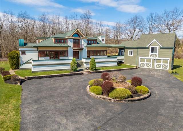 Property at 4872 Bedford Dr, Canandaigua-town, NY 14424, 5 beds, 4.5 baths