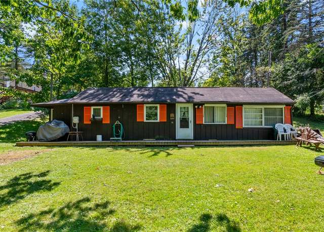 Property at 7674 Cardinal Rd, Wolcott, NY 14590, 3 beds, 1 bath