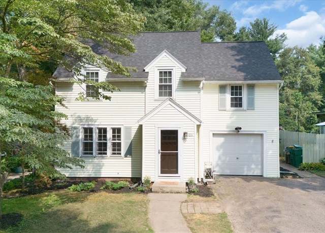 Property at 106 Astor Dr, Brighton, NY 14610, 3 beds, 1.5 baths