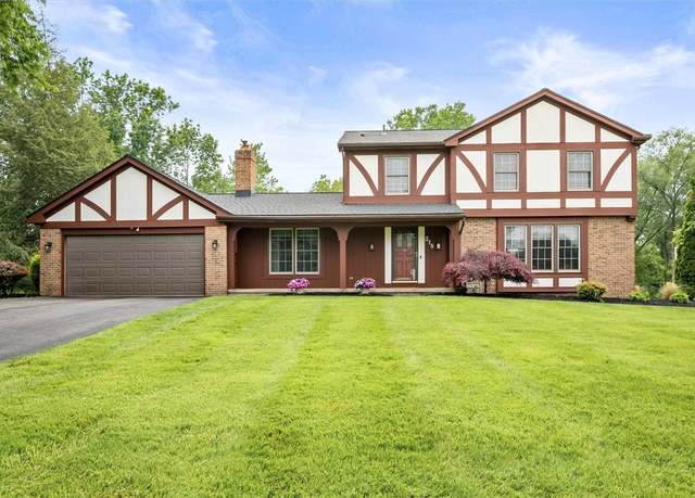 Property at 318 Applewood Dr, Greece, NY 14612, 3 beds, 2.5 baths