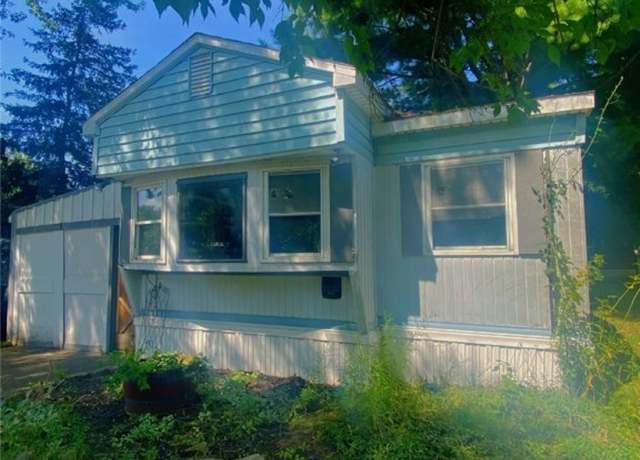 Property at 18 Westfield Dr, Ridgeway, NY 14103, 2 beds, 1 bath