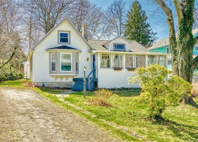 Property at 545 Forest Lawn Rd, Webster, NY 14580, 2 beds, 1 bath