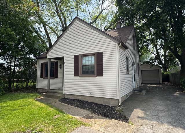 Property at 71 Hinchey Rd, Gates, NY 14624, 2 beds, 1 bath