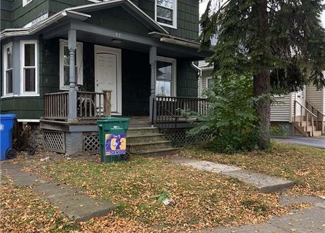 Property at 37 Ferndale Cres, Rochester, NY 14609, 4 beds, 2 baths
