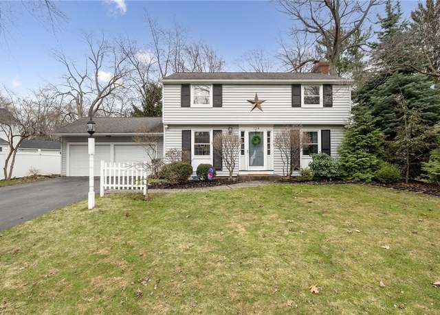 Property at 124 Parkmere Rd, Irondequoit, NY 14617, 3 beds, 1.5 baths