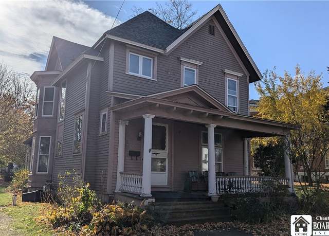 Property at 33 W 4th St, Dunkirk, NY 14048, 5 beds, 2.5 baths