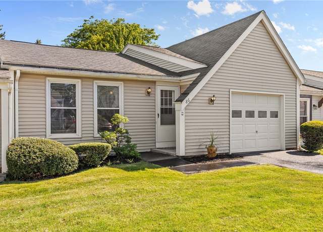 Property at 86 Springwood Dr, Webster, NY 14580, 2 beds, 1.5 baths