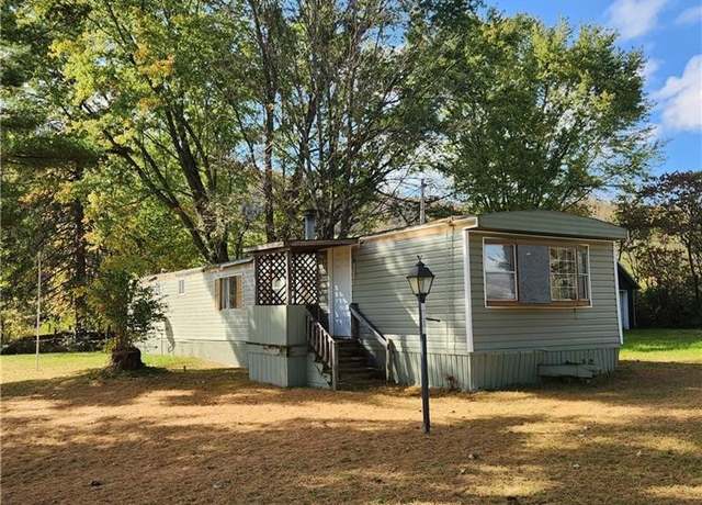 Property at 4864 Sugartown Rd Rd, Humphrey, NY 14741, 2 beds, 1 bath