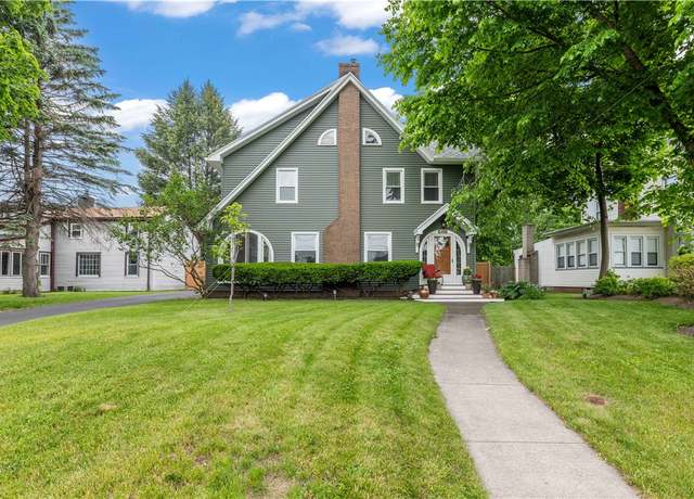 Property at 1408 Titus Ave, Irondequoit, NY 14622, 3 beds, 1.5 baths
