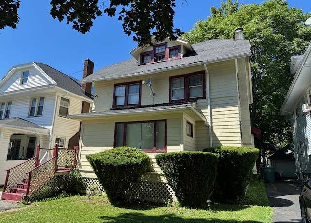 Property at 442 Arnett Blvd, Rochester, NY 14619, 4 beds, 2.5 baths