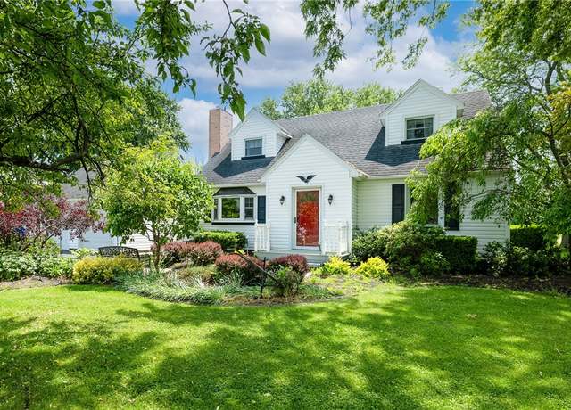 Property at 361 Parma Center Rd, Parma, NY 14468, 4 beds, 1.5 baths