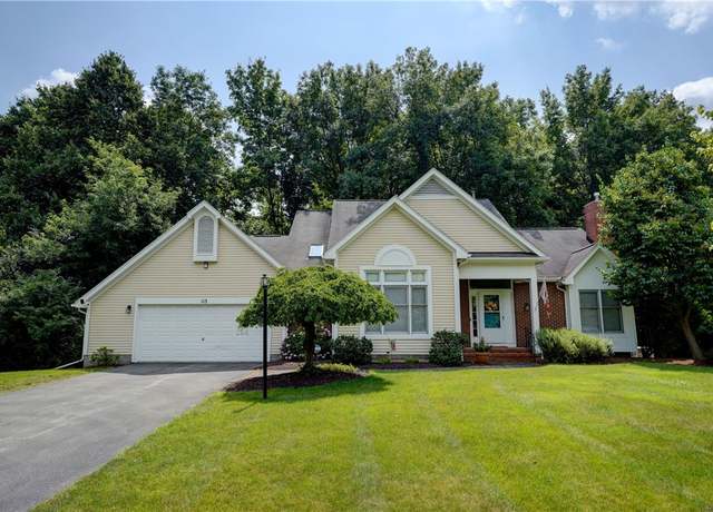 Property at 113 Churchview Ln, Henrietta, NY 14534, 3 beds, 2.5 baths