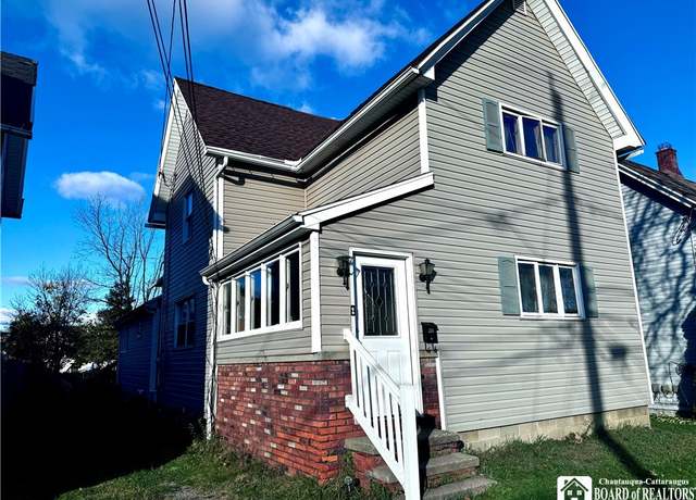 Property at 30 E Front St, Dunkirk-city, NY 14048, 4 beds, 2 baths