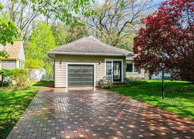 Property at 313 Winona Blvd, Irondequoit, NY 14617, 4 beds, 3 baths