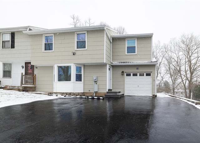 Property at 32 Belinda Cres, Perinton, NY 14450, 3 beds, 1.5 baths