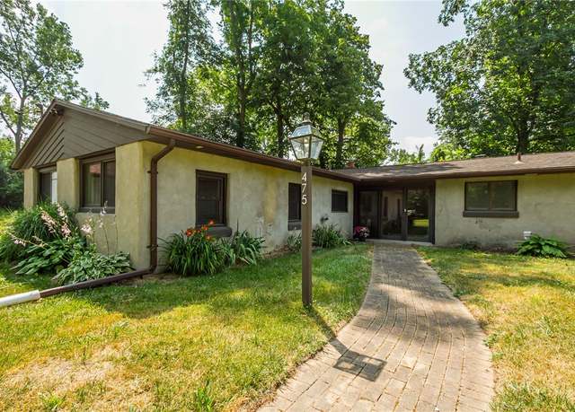 Property at 475 Farrell Road Ext, Henrietta, NY 14586, 3 beds, 1.5 baths
