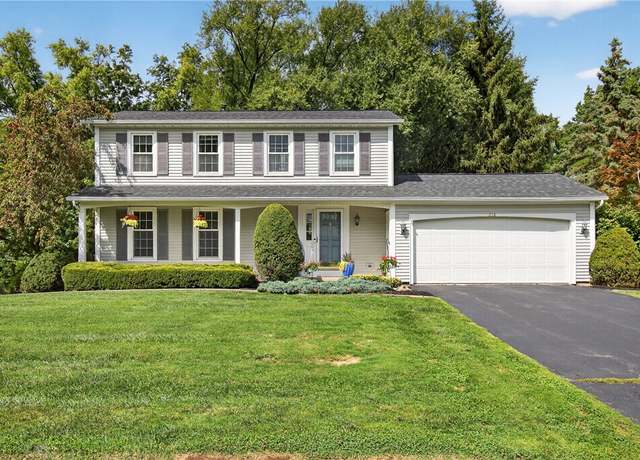 Property at 218 Applewood Dr, Greece, NY 14612, 3 beds, 1.5 baths