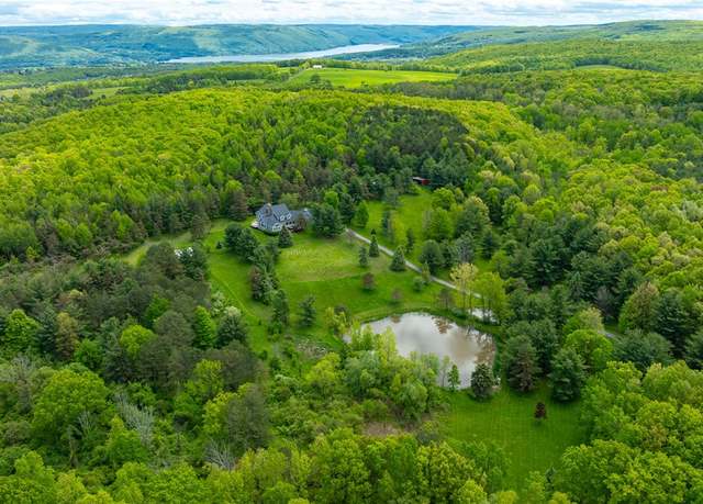 Property at 6242 Goff Rd, Canandaigua-town, NY 14424, 6 beds, 4.5 baths
