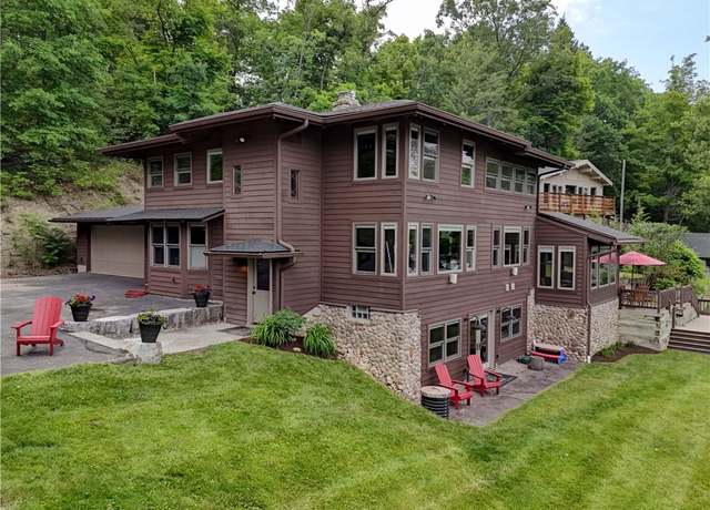 Property at 5561 Logan Ln, Canandaigua Town, NY 14424, 5 beds, 4.5 baths