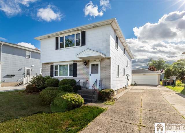 Property at 187 Sprucewood Dr #2, Cheektowaga, NY 14227, 6 beds, 2 baths