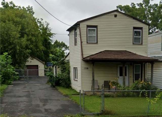 Property at 1326 Garden Ave, Niagara Falls, NY 14305, 3 beds, 1 bath