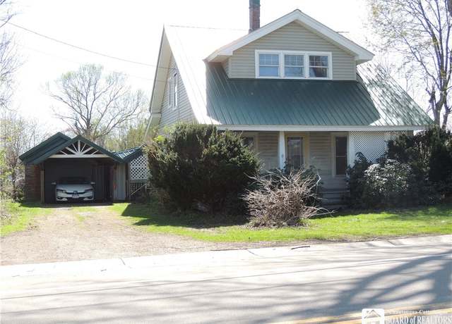 Property at 5465 E Lake Rd, Chautauqua, NY 14728, 4 beds, 2 baths