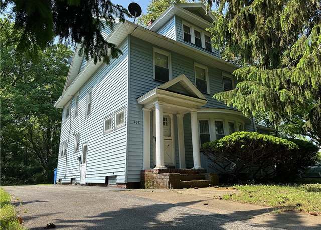 Property at 167 Elmtree Rd, Rochester, NY 14612, 4 beds, 3 baths