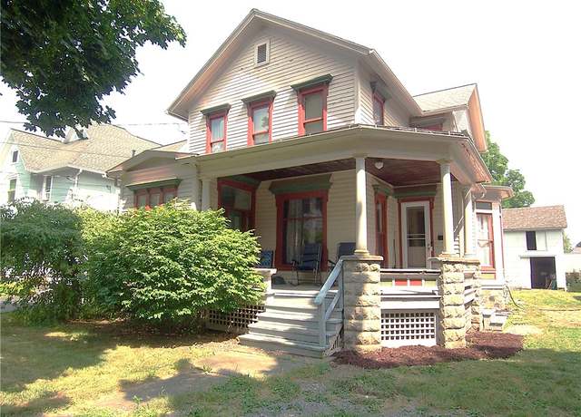 Property at 205 W Jackson St, Palmyra, NY 14522, 4 beds, 1.5 baths
