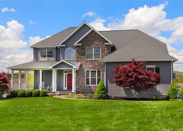 Property at 5 Chelsea Dr, Horseheads, NY 14845, 6 beds, 3.5 baths