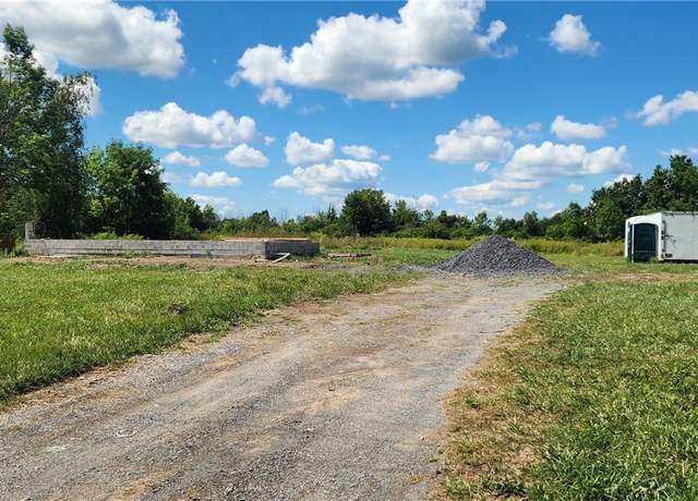 Property at 2124 State Route 21, Hopewell, NY 14424