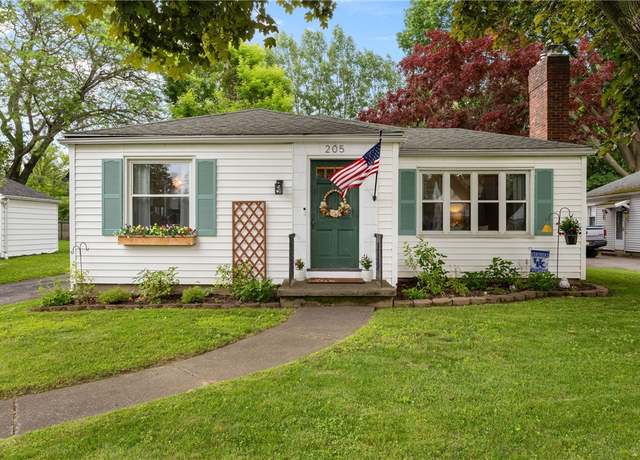 Property at 205 Dake Ave, Irondequoit, NY 14617, 3 beds, 1 bath