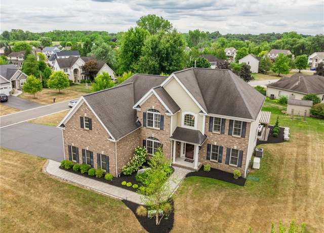 Property at 1 Cali Rdg, Penfield, NY 14450, 5 beds, 3.5 baths