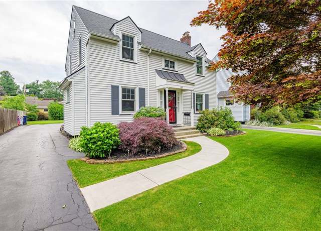 Property at 189 Hoover Rd, Irondequoit, NY 14617, 3 beds, 1.5 baths