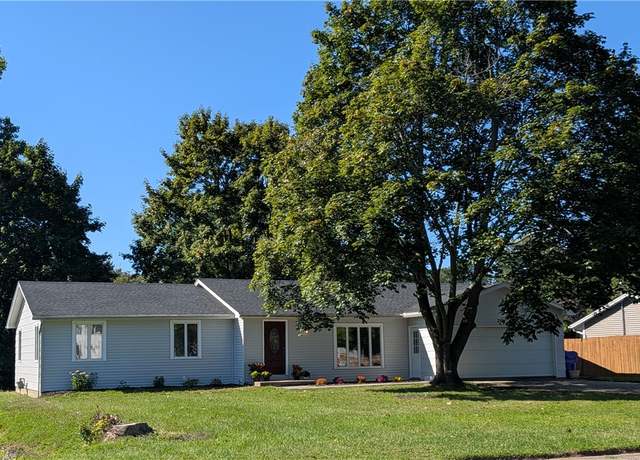 Property at 213 Pine Valley Dr, Greece, NY 14626, 3 beds, 2.5 baths