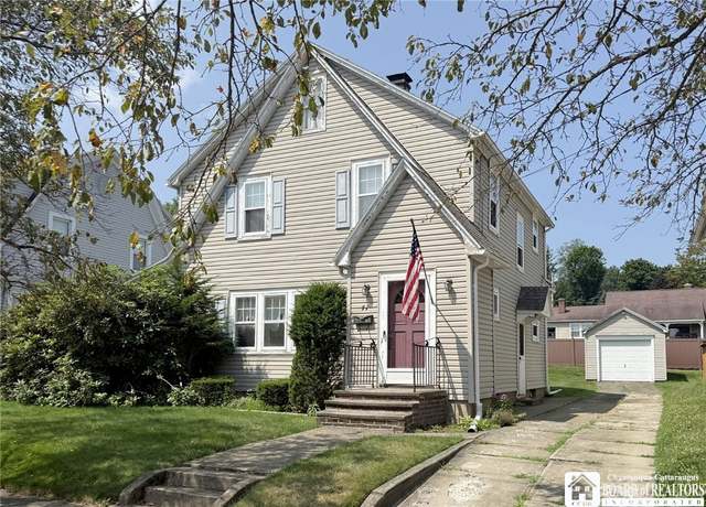 Property at 71 Hotchkiss St, Jamestown, NY 14701, 3 beds, 1 bath