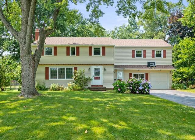 Property at 37 Hawley Dr, Webster, NY 14580, 4 beds, 2.5 baths